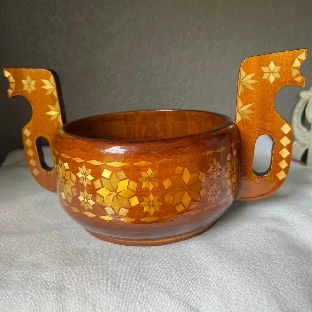 Vintage wooden folk art bowl - Picture 11 of 11